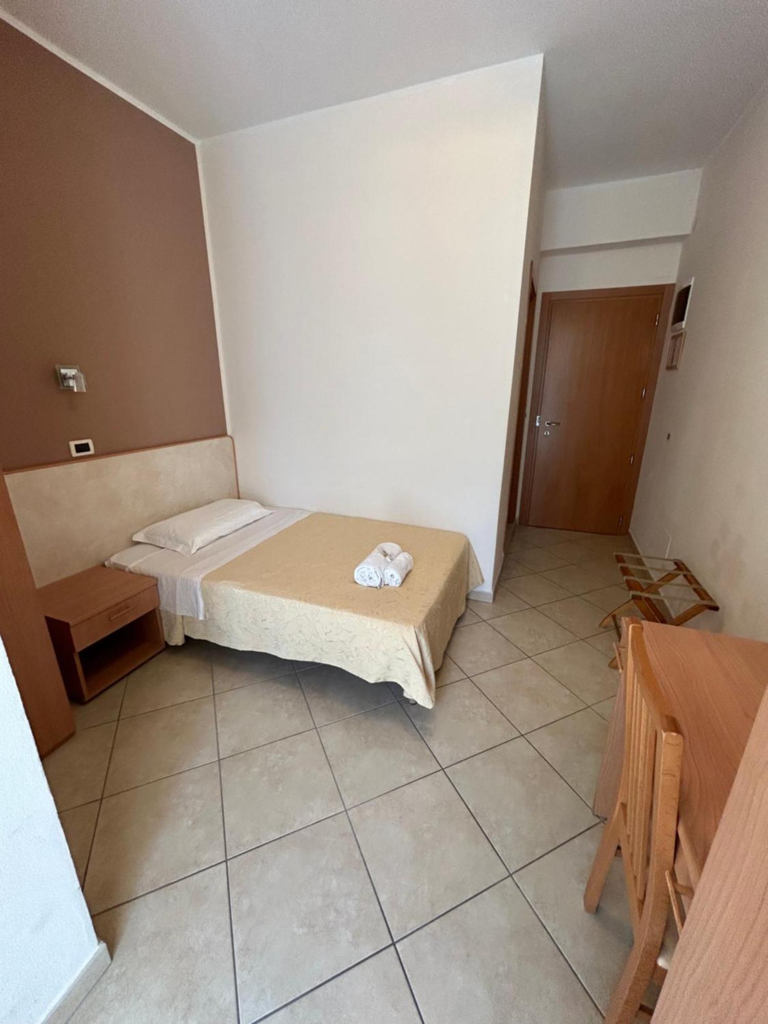 Hotel Favorita Cesenatico Dış mekan fotoğraf