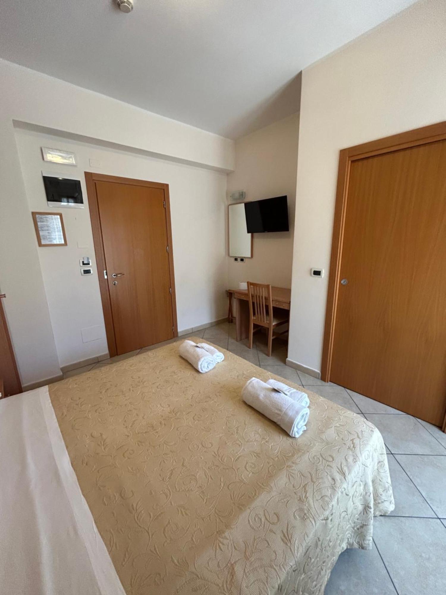 Hotel Favorita Cesenatico Dış mekan fotoğraf