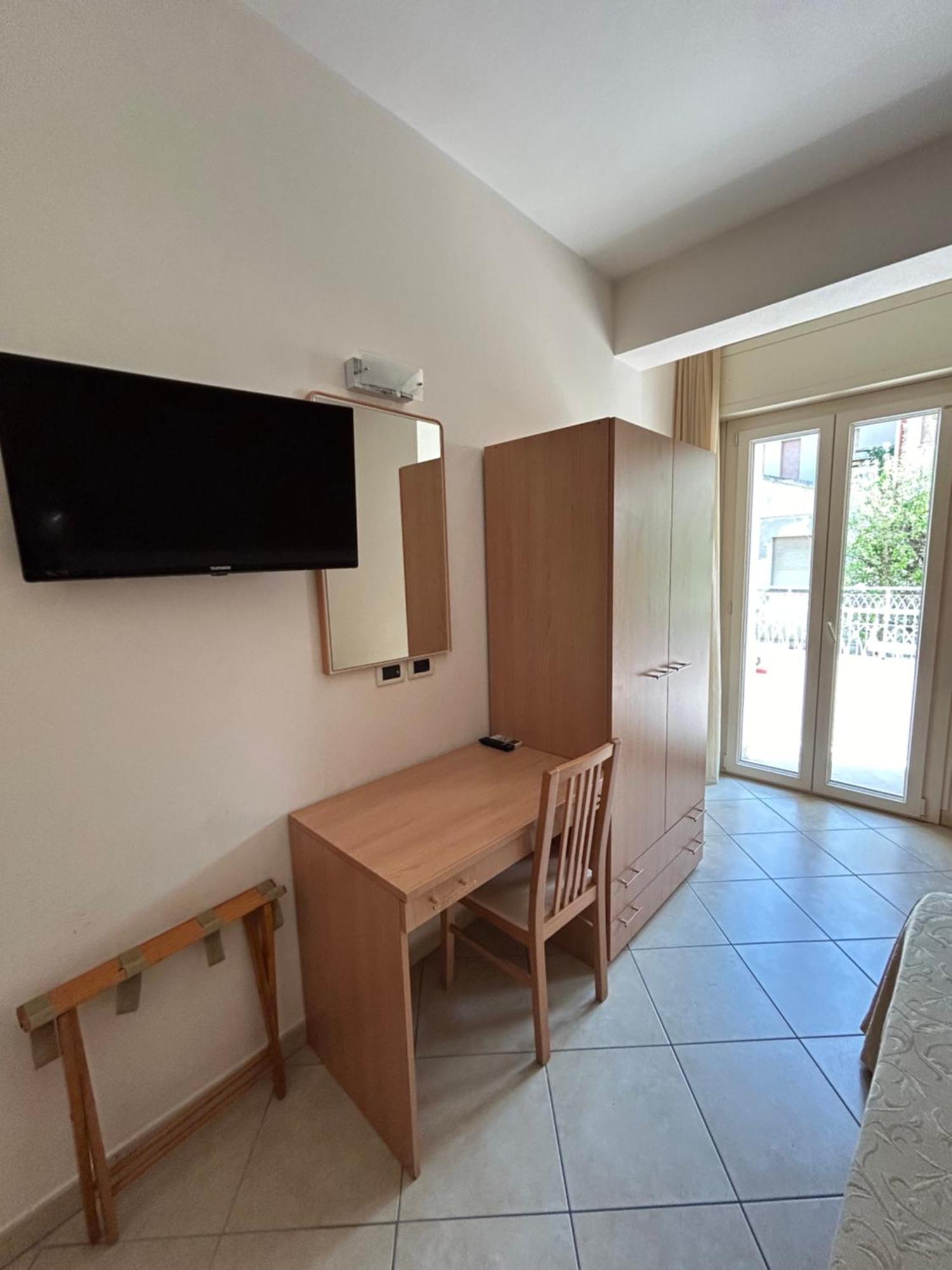 Hotel Favorita Cesenatico Dış mekan fotoğraf