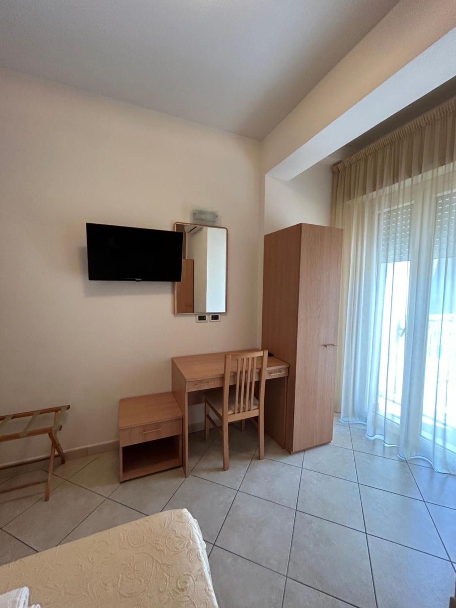 Hotel Favorita Cesenatico Dış mekan fotoğraf