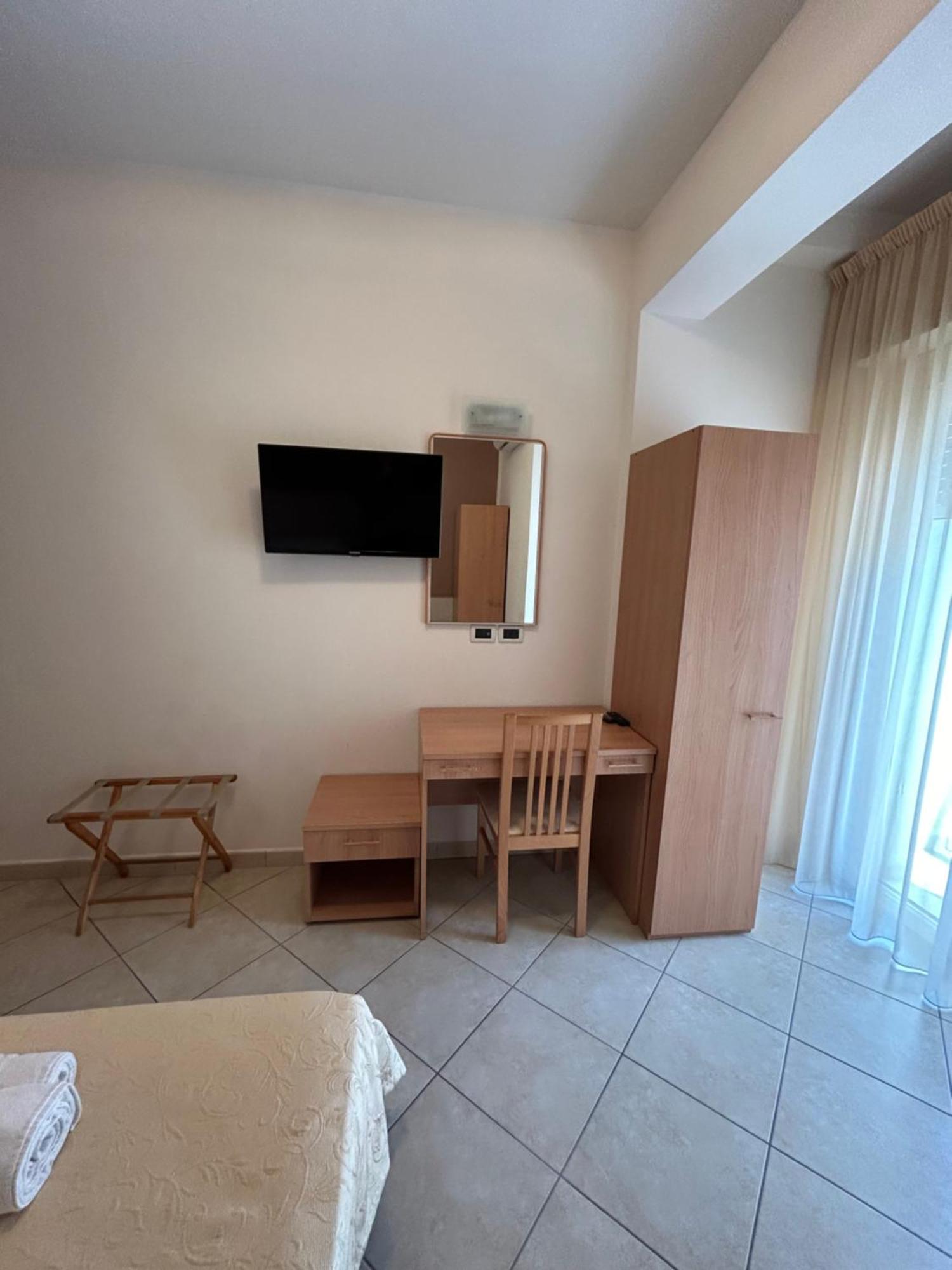 Hotel Favorita Cesenatico Dış mekan fotoğraf
