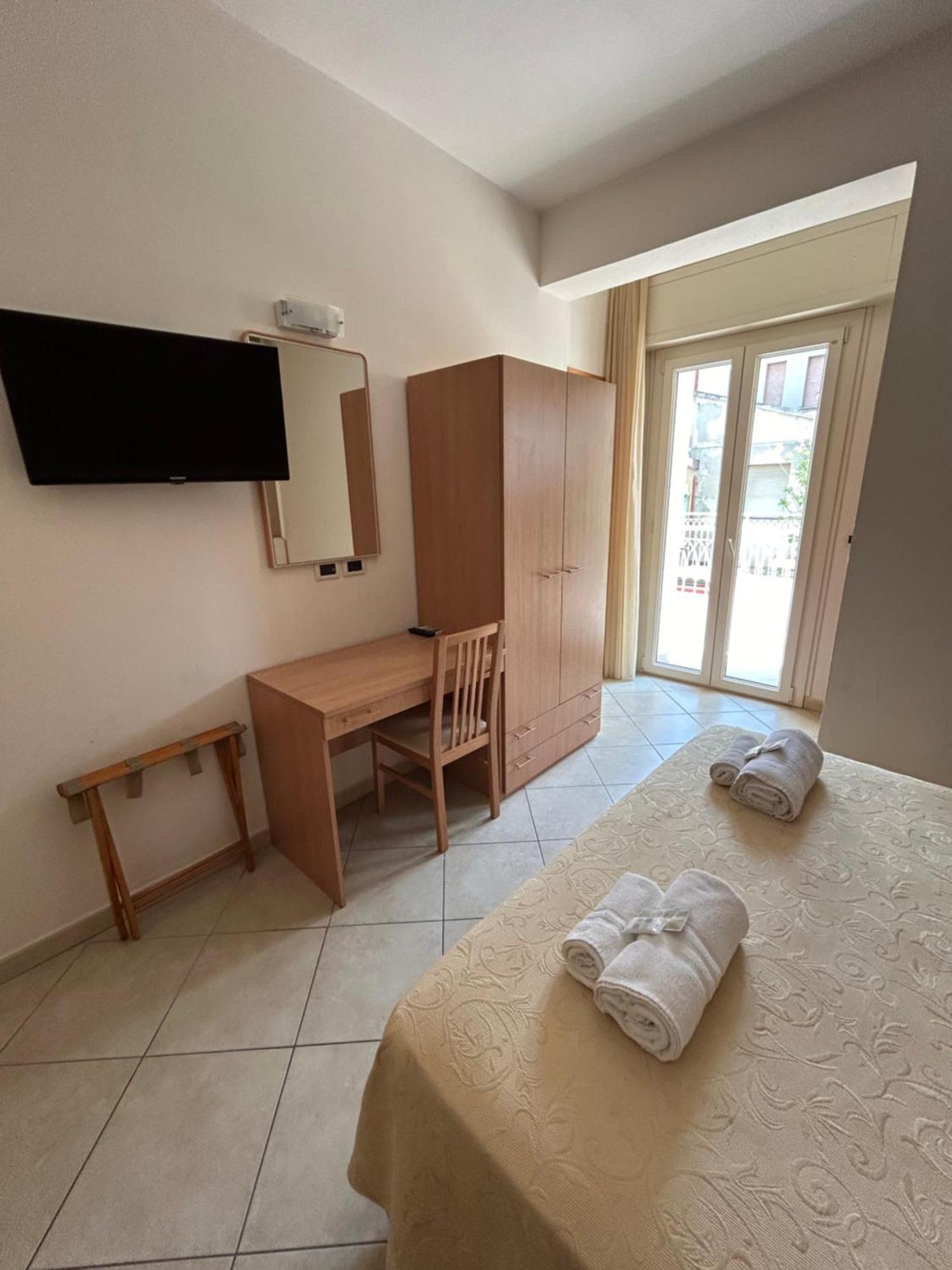 Hotel Favorita Cesenatico Dış mekan fotoğraf