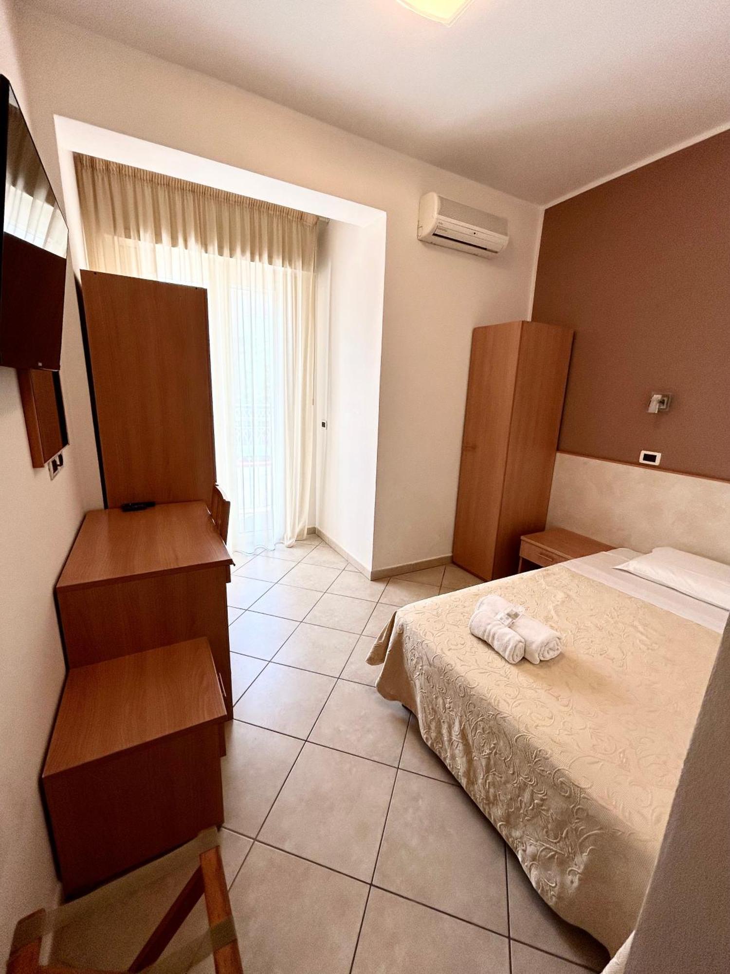 Hotel Favorita Cesenatico Dış mekan fotoğraf