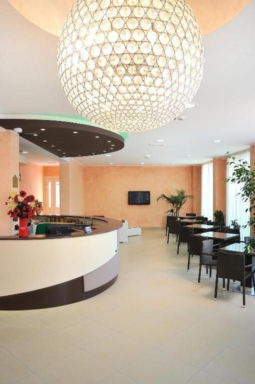 Hotel Favorita Cesenatico Dış mekan fotoğraf